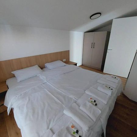 Nautica Apartments&Studios Peštani Extérieur photo